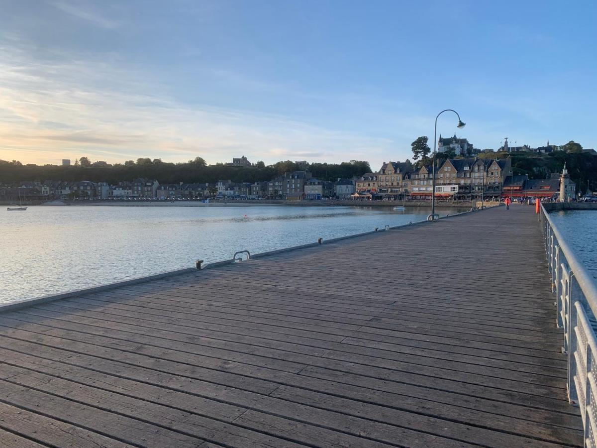 Vue Sur Mer Apartment Cancale Luaran gambar