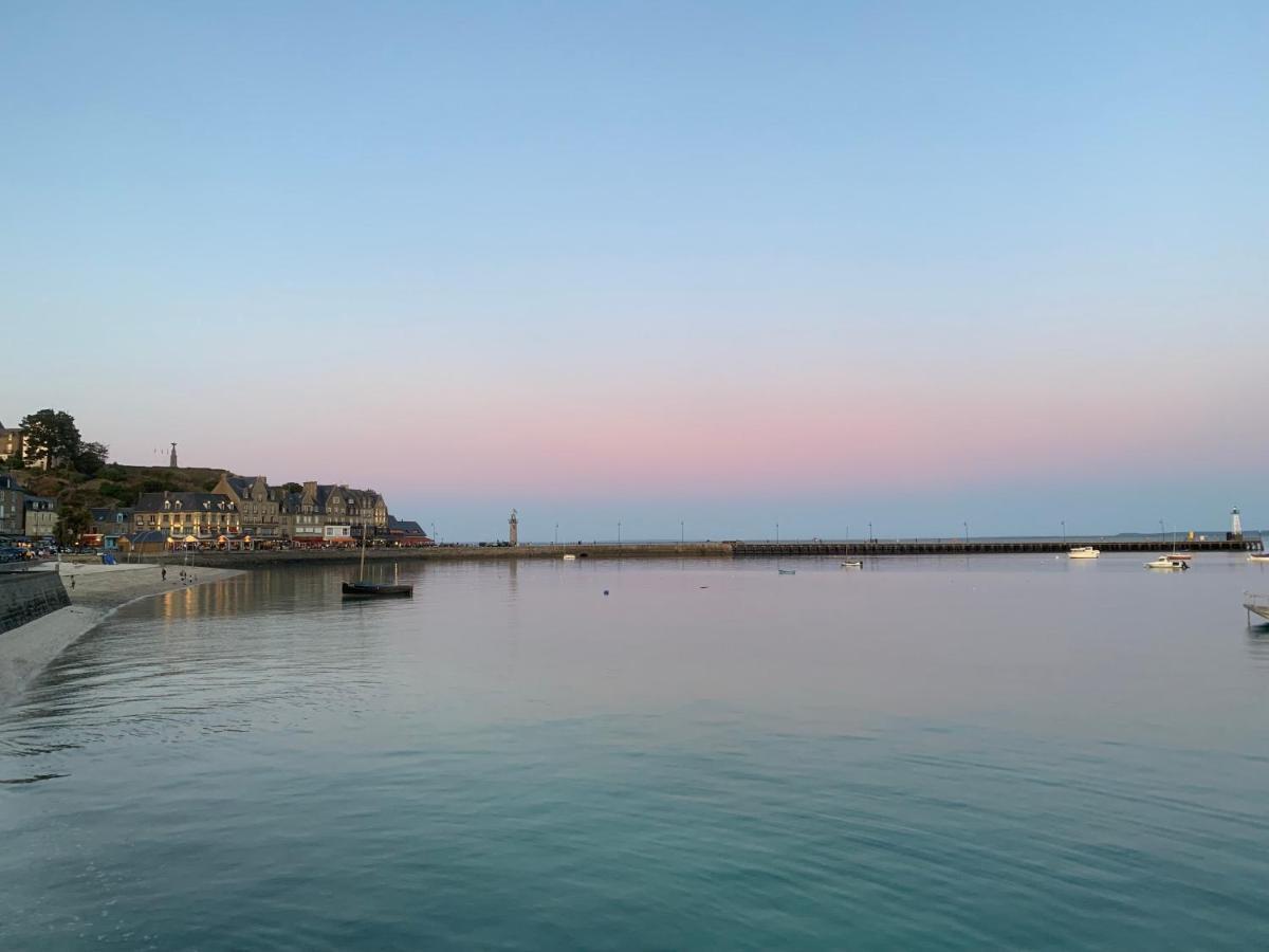 Vue Sur Mer Apartment Cancale Luaran gambar