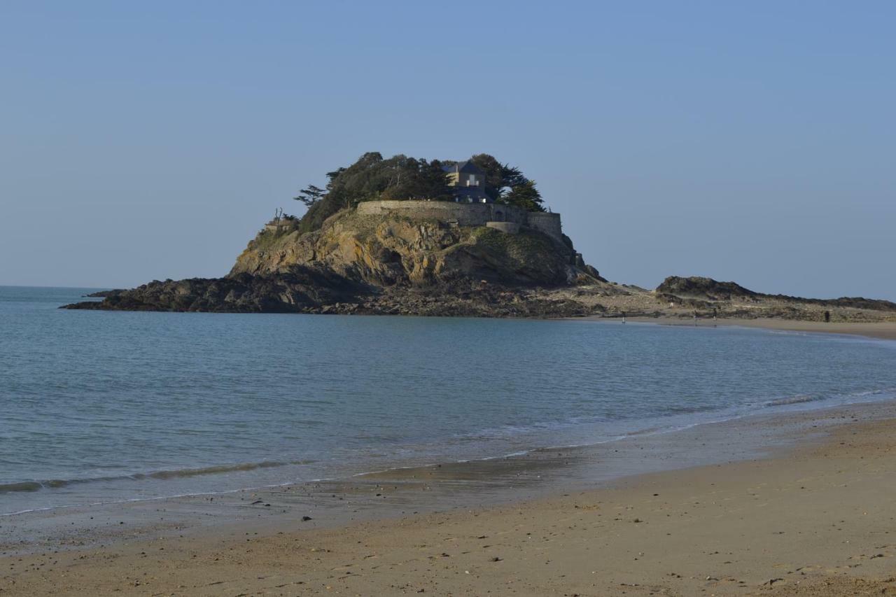 Vue Sur Mer Apartment Cancale Luaran gambar