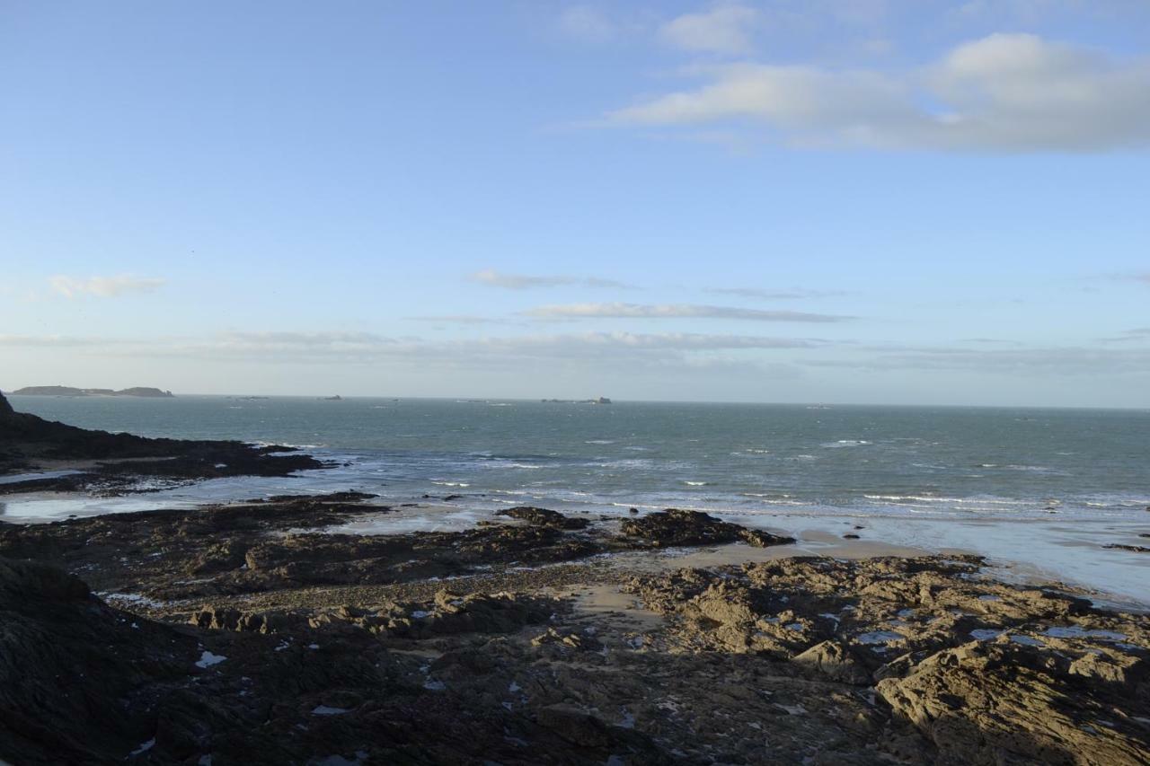 Vue Sur Mer Apartment Cancale Luaran gambar